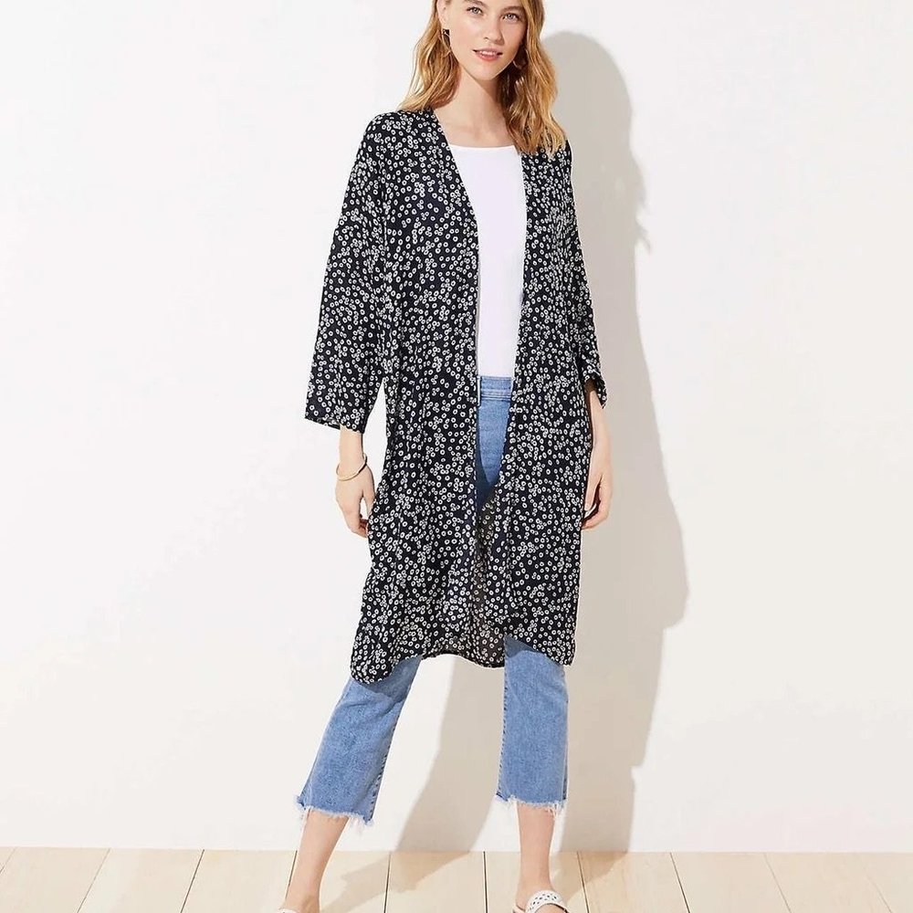 NWT LOFT Floral Kimono Coverup Light navy white flower cardigan XS / S